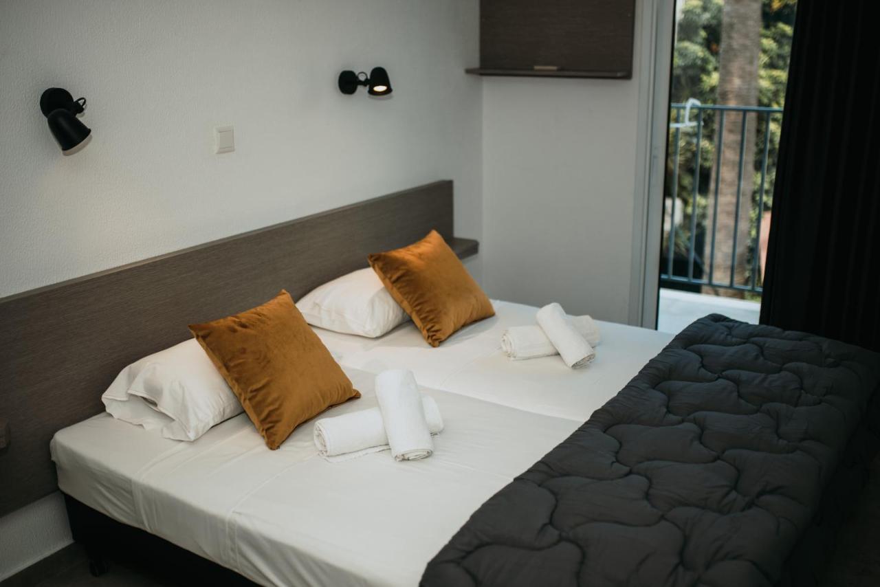 Five Keys Apartments Ayia Napa Exteriör bild